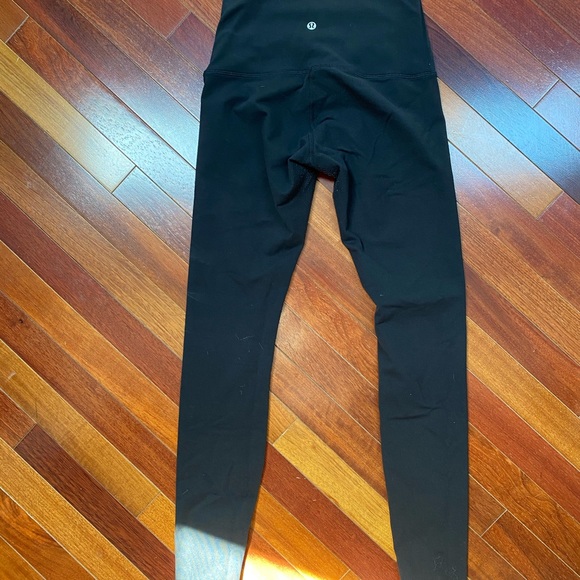 LULULEMON LEGGINGS - Picture 1 of 6